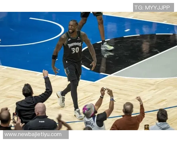 兰德尔全能表现助球队大胜19分10板12助攻正负值高达43