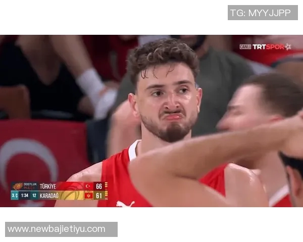 张佳玮：火箭四塔赢了骑士双塔申京4号位体格干着组织后卫的活