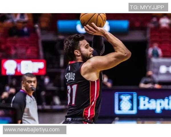 沃特森接替布劳恩首发后表现出色圆满贡献场均167分67板1断1帽 沃特森接替布劳恩首发后表现出色圆满贡献场均167分67板1断1帽